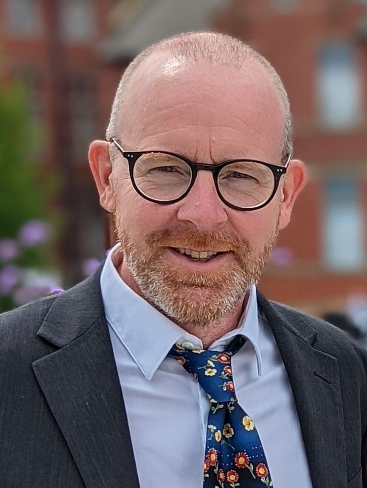 Prof. Dr. Dominic Watt