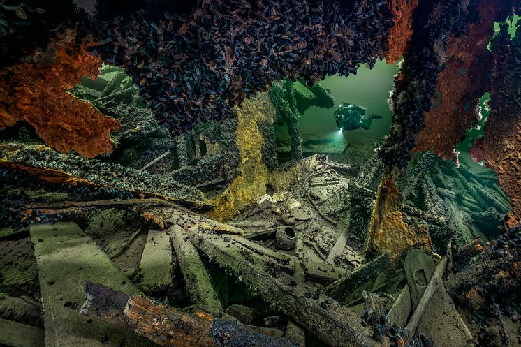 2. Otto Cords_fotograf Jonas Dahm_Voice of the Ocean.jpg