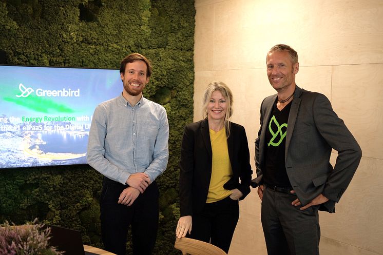 CIO Eivind Olsen, CEO Siri Kalvig and CEO Thorsten Heller