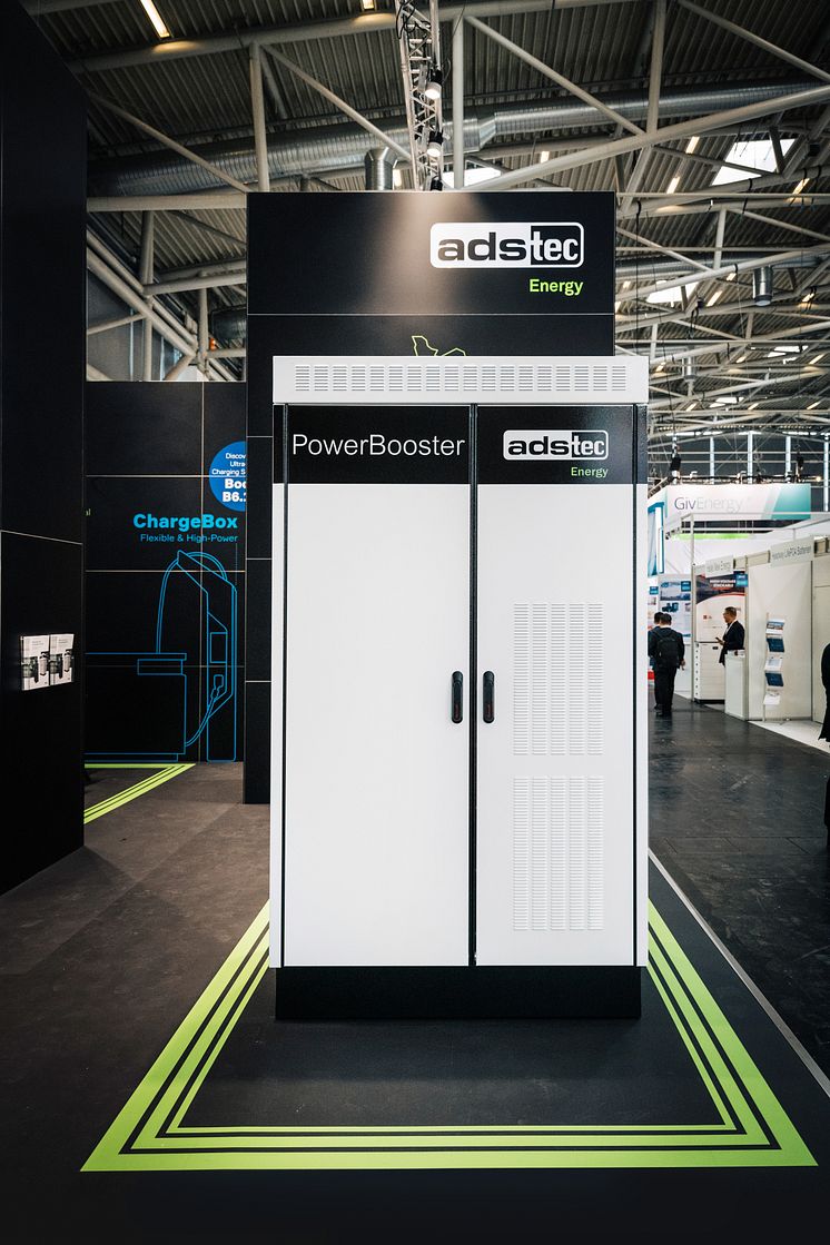 ADS-TEC Energy zeigt ihre Industriespeicherlösungen  auf der „ees Europe"