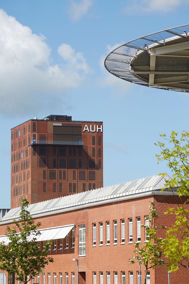 AUH FORUM med helikopter