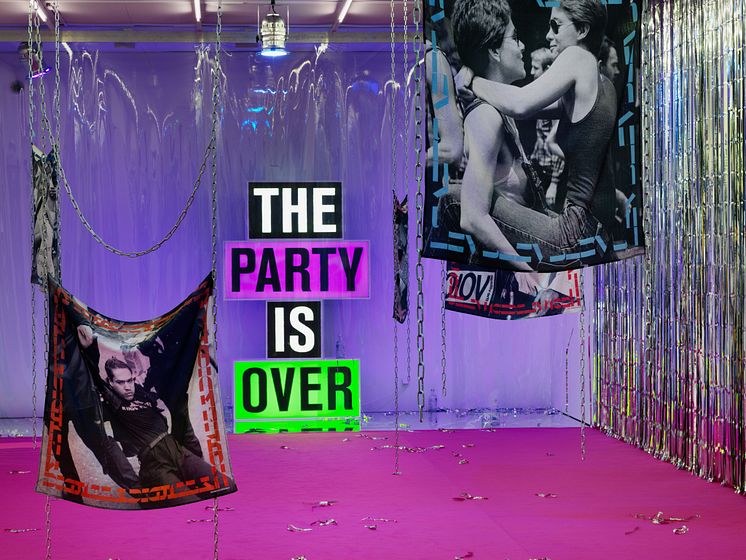 Spritmuseum_The Party is Over_Logo