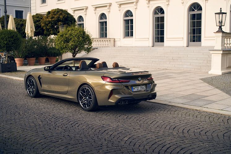 BMW M8 Competition Cabriolet