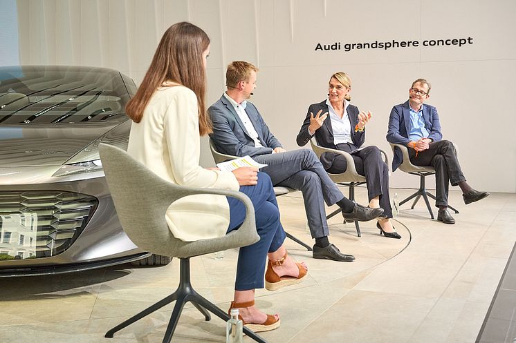 Paneldebat om autonom kørsel ifm IAA 2021