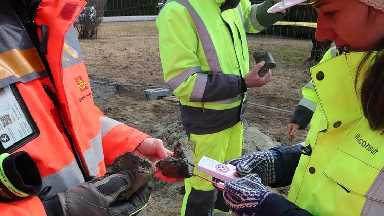 Måling av temperatur i grunnstabilisert kvikkleire