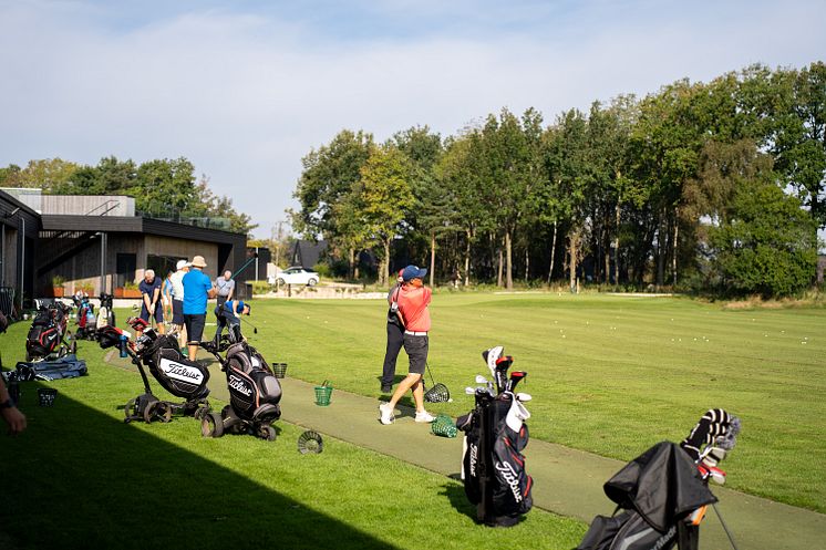 Der blev slået til golfboldene