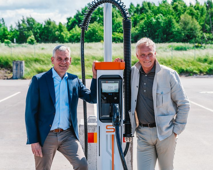 Invigning laddstation Ättekulla