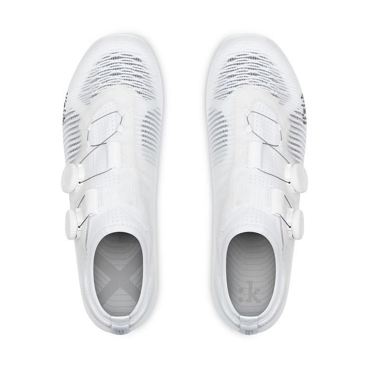 VER1DMR1C2020_2_fizik-vento-vega-carbon-white-white-shoes.jpg