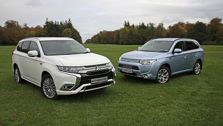 Outlander PHEV - MY13 vs MY19 3-4 front