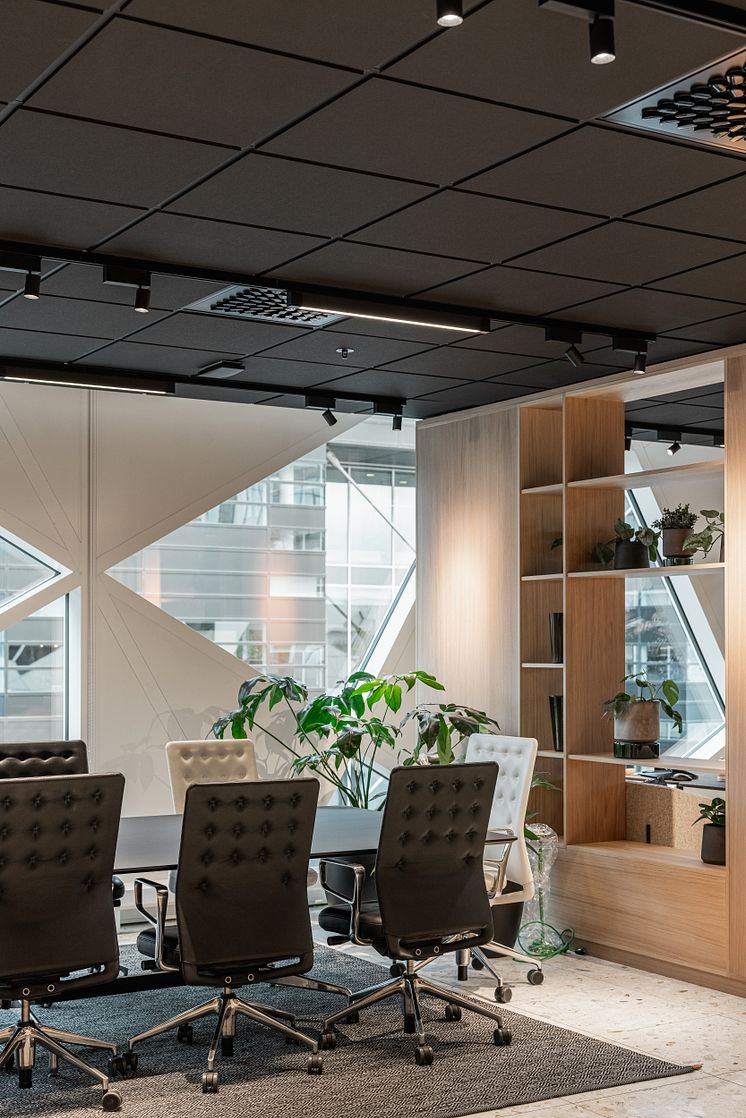 Ny kantine med skinneløsninge, fleksibel og bærekraftig for enkel gjebruk.jpg