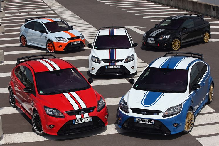 FORD FOCUS RS LE MANS CLASSIC: FEM UNIKA BILAR SOM BYGGTS FÖR ATT HEDRA FORDS LEGENDARISKA LE MANSBILAR