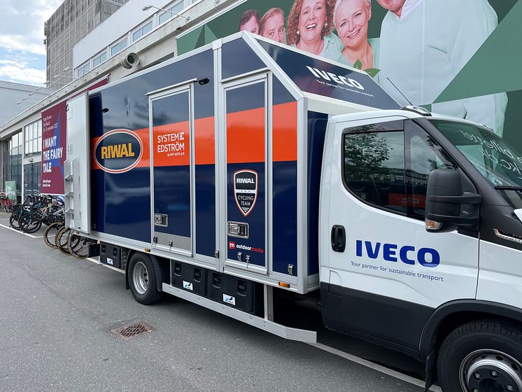 IVECO Daily vorevogn - Riwal