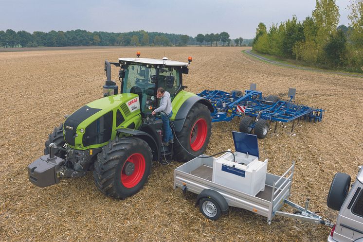 AXION 900
