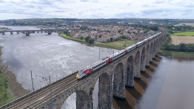 Azuma on Royal Border Bridge, Berwick