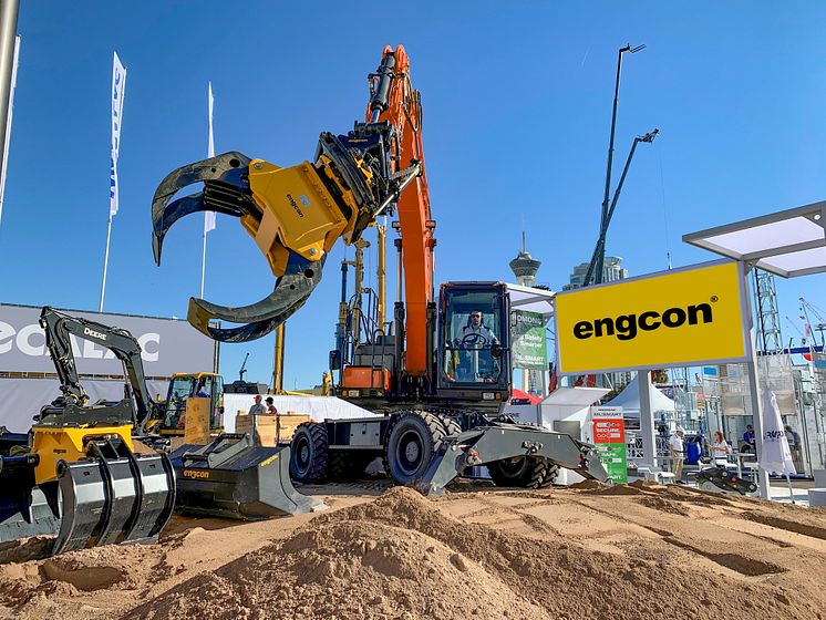 Demo engcon Conexpo