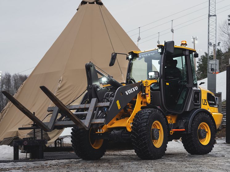 Hammarbybacken Volvo L25 Eectric von Volvo CE (Elektro-Radlader)