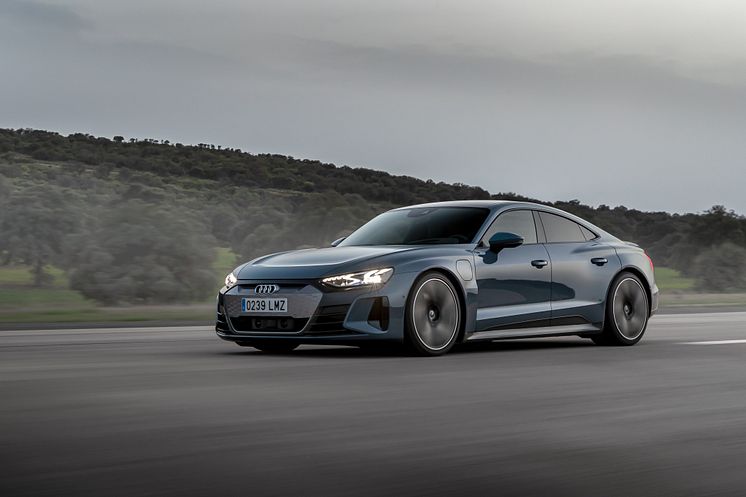 audi-e-tron-gt-44