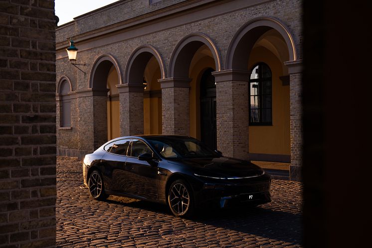 2023 P7 Front 3QTR Static (1).jpg