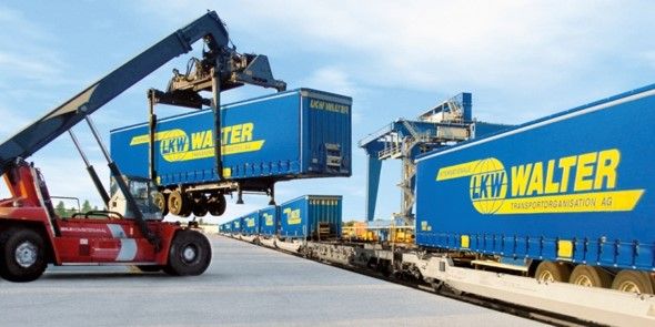 På transportsidan sparar importen av Midland oljor till Sverige CO2 genom användande av combo-rail (lastbil på tåg).