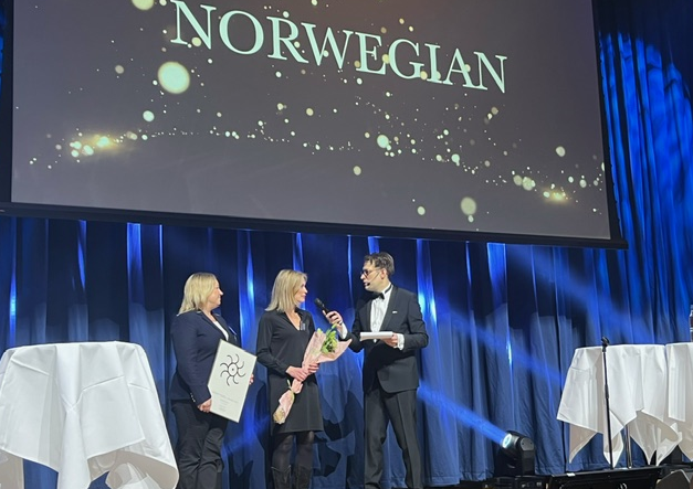 Norwegian receiving the award for best domestic in Sweden