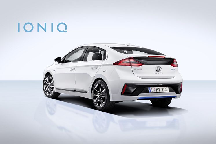 Hyundai IONIQ_2