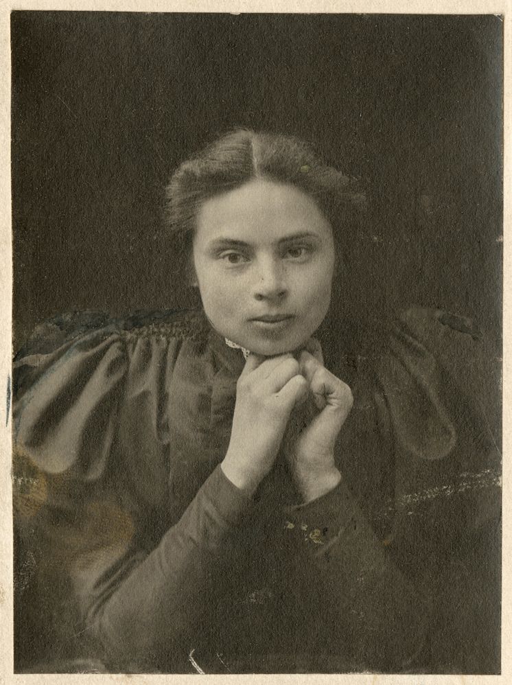 Foto av Ester Almqvist, Riksarkivet 