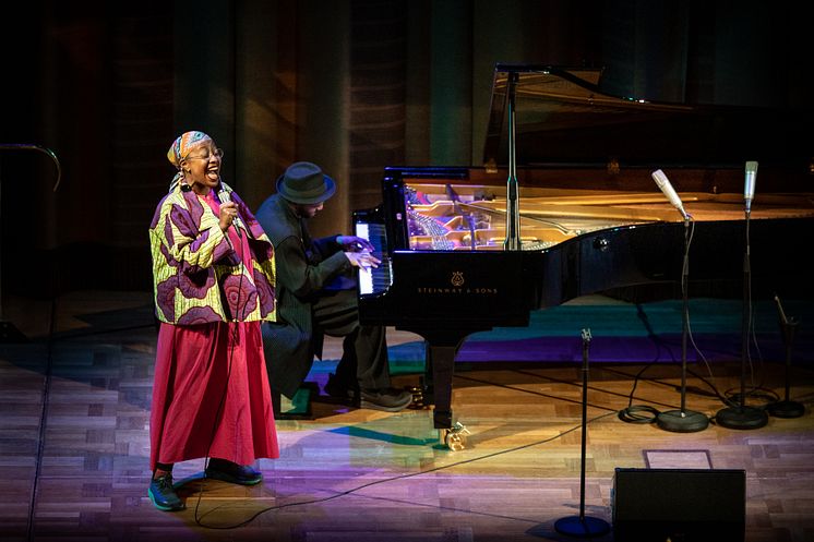 Cécile McLorin Salvant