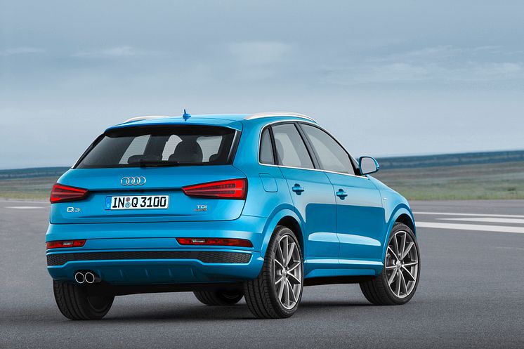 Q3 blue rear side