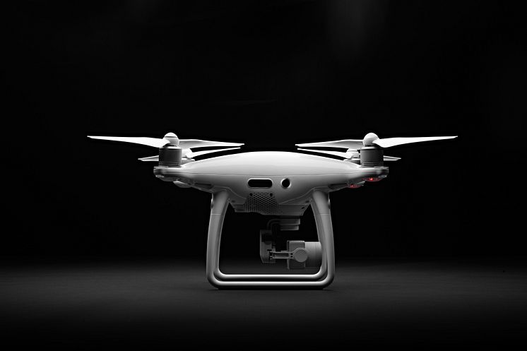 Phantom 4 Pro Black (3)