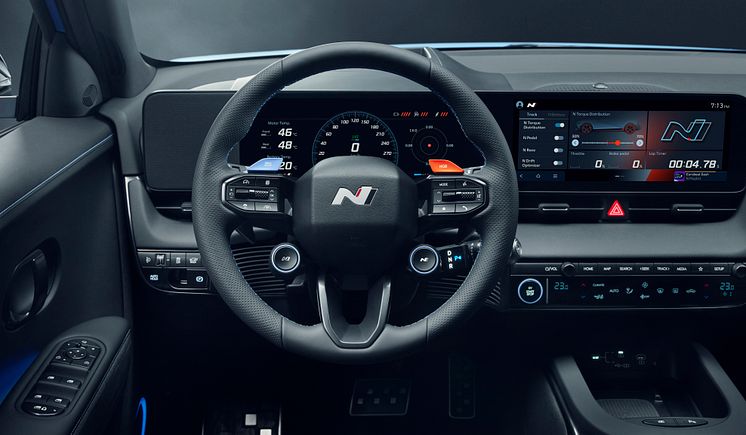 Hyundai-ioniq-5-n-interior-02_jpg