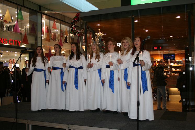 Göteborgs Lucia 2012 i Nordstan