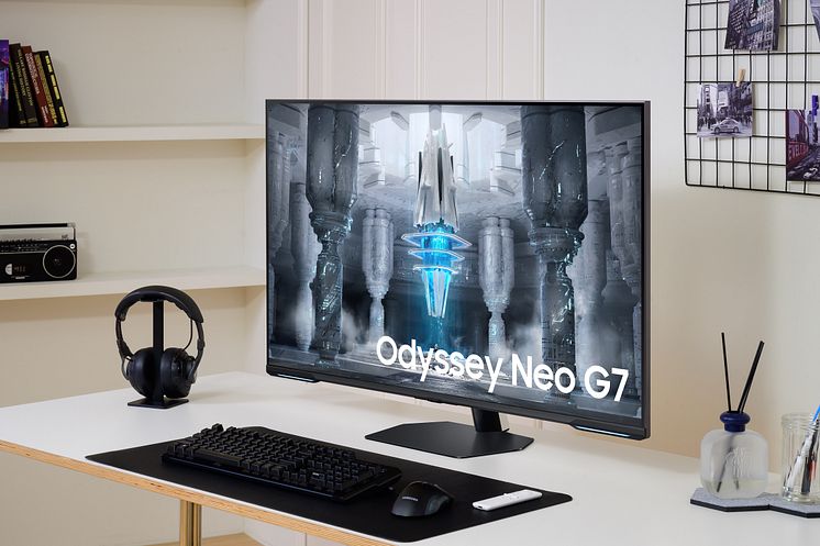 Odyssey Neo G7 (2)