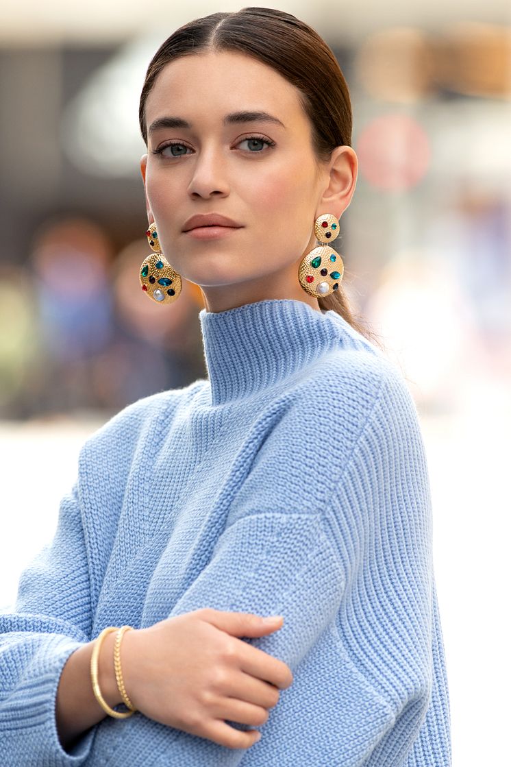 Earrings Colored Glass Stones model pic