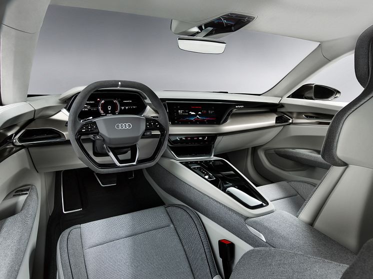 Audi e-tron GT concept (kinetic dust) interiør