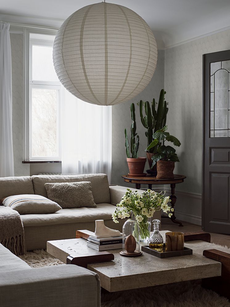 GoldenArches_Image_Roomshot_Livingroom_Item_4274_PR