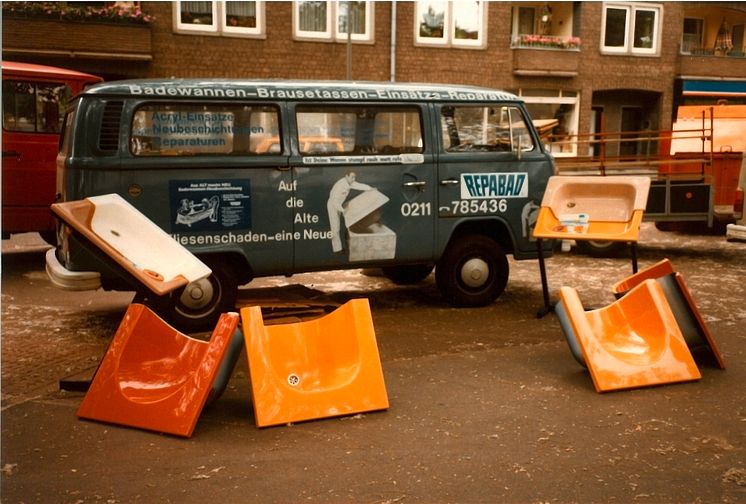Repabad-Historie-Meilenstein-VW-Bus-wannen-praesentation