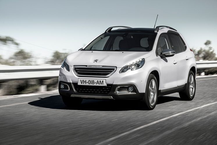 Sverigepremiär för nya crossovern Peugeot 2008