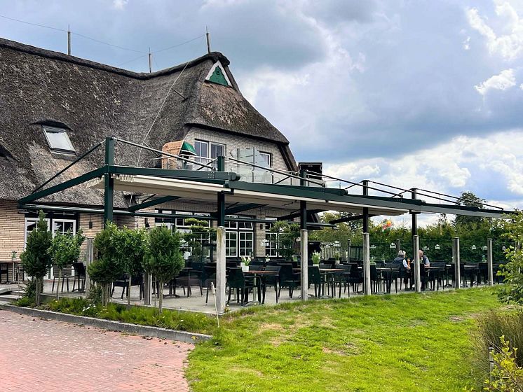 Behrens-Landhaus-am-Moor-Pergola-MARIN