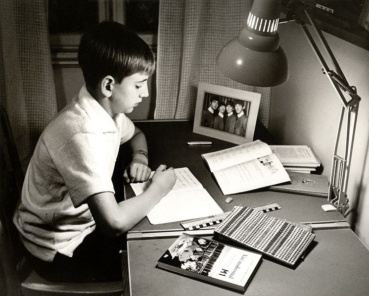 Vid skrivbordet 1964. Foto: Karl-Heinz Hernried, © Nordiska museet