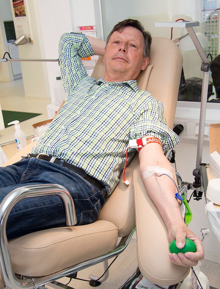 Claes Caroli, styrelseordförande HSB Malmö , är blodgivare