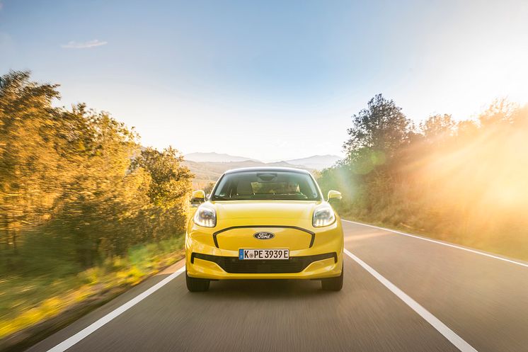 2025 Elektrisk SUV Puma Electric Yellow (4).jpg