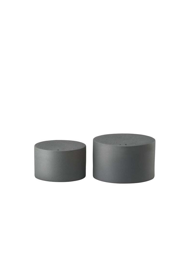 R_Spot_Black_mat_Set_Salt_and_Pepper_Shaker