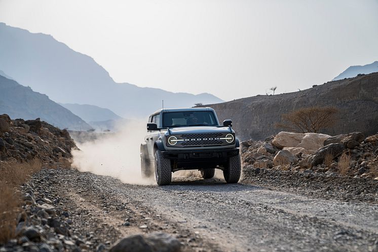 2023_FORD_BRONCO_BADLANDS_04