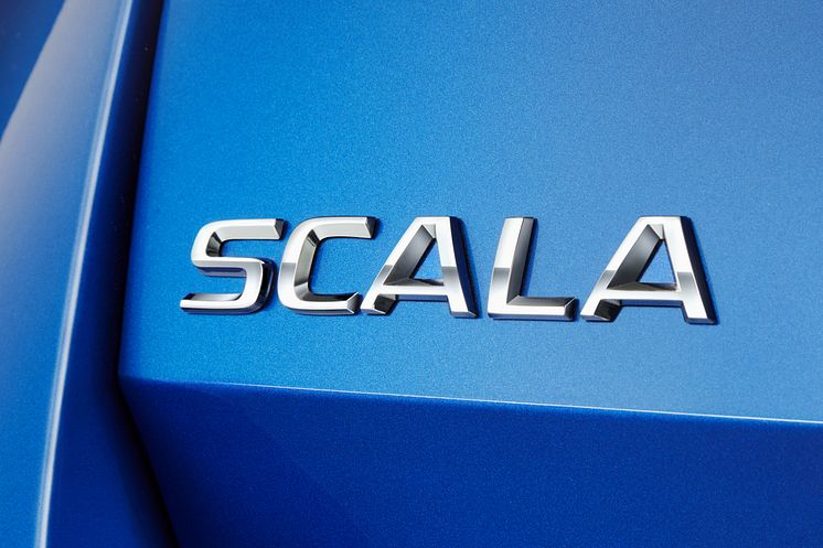 181015-ŠKODA-SCALA-A-new-name-for-a-new-compact-model-1