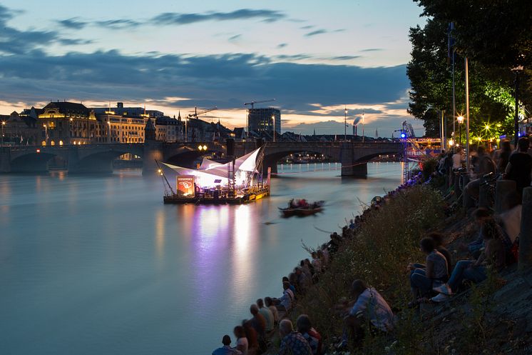 IMFLUSS Festival in Basel auf dem Rhein 