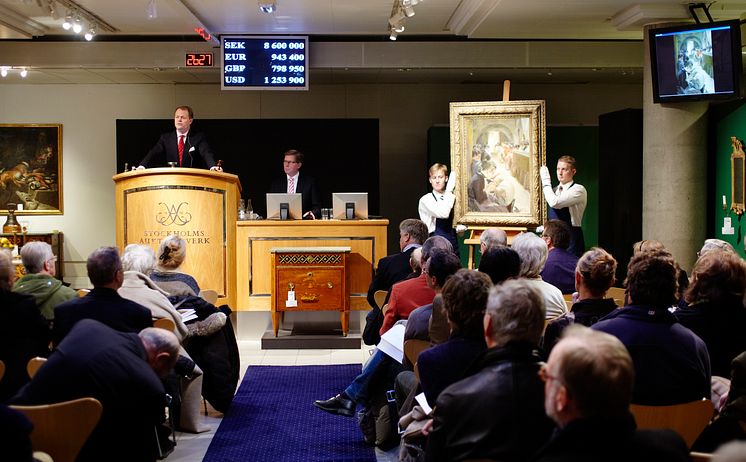 Auction day at Nybrogatan 32 in 2012