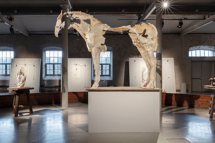 "Cheval Blanc", PLA, metall, trä, Tove Kjellmark, 2022
