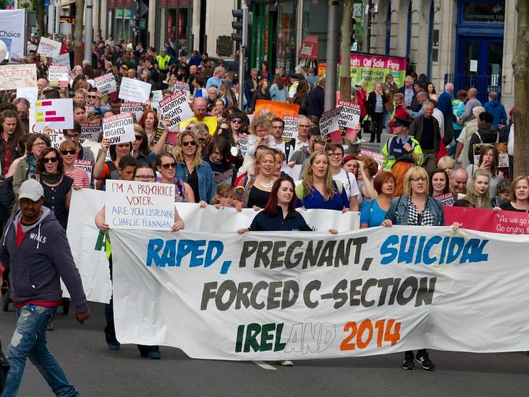 Demonstration på Irland mot omänskliga abortlagar i augusti 2014