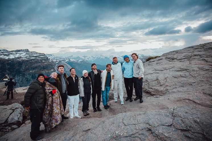 KYGO performance on Trolltunga