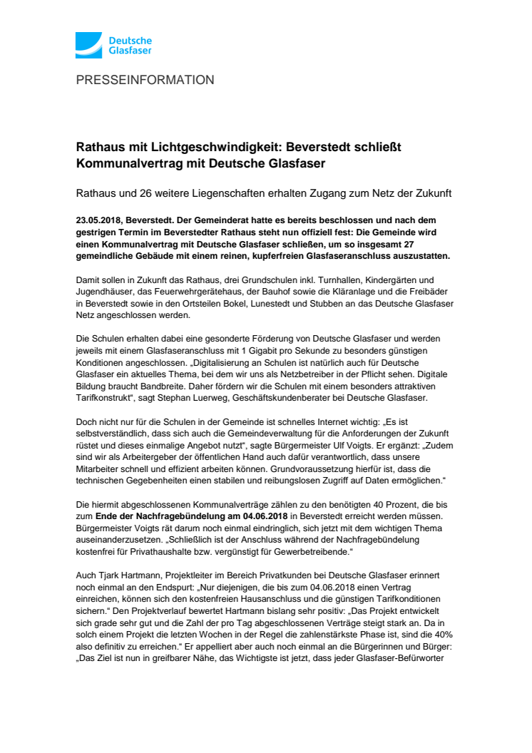 Rathaus mit Lichtgeschwindigkeit: Beverstedt schließt Kommunalvertrag mit Deutsche Glasfaser